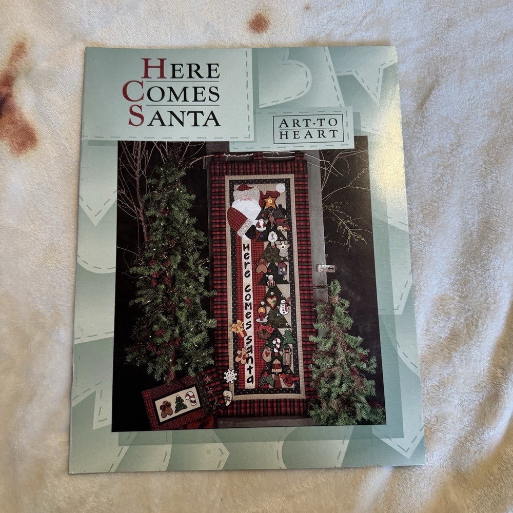 1997 Art To Heart Here Comes Santa Vintage Christmas Quilt Patterns Booklet